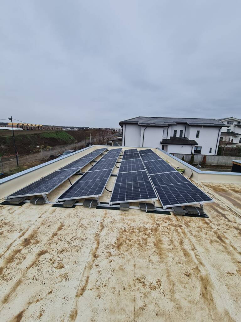 Panouri fotovoltaice diverse proiecte rezidentiale