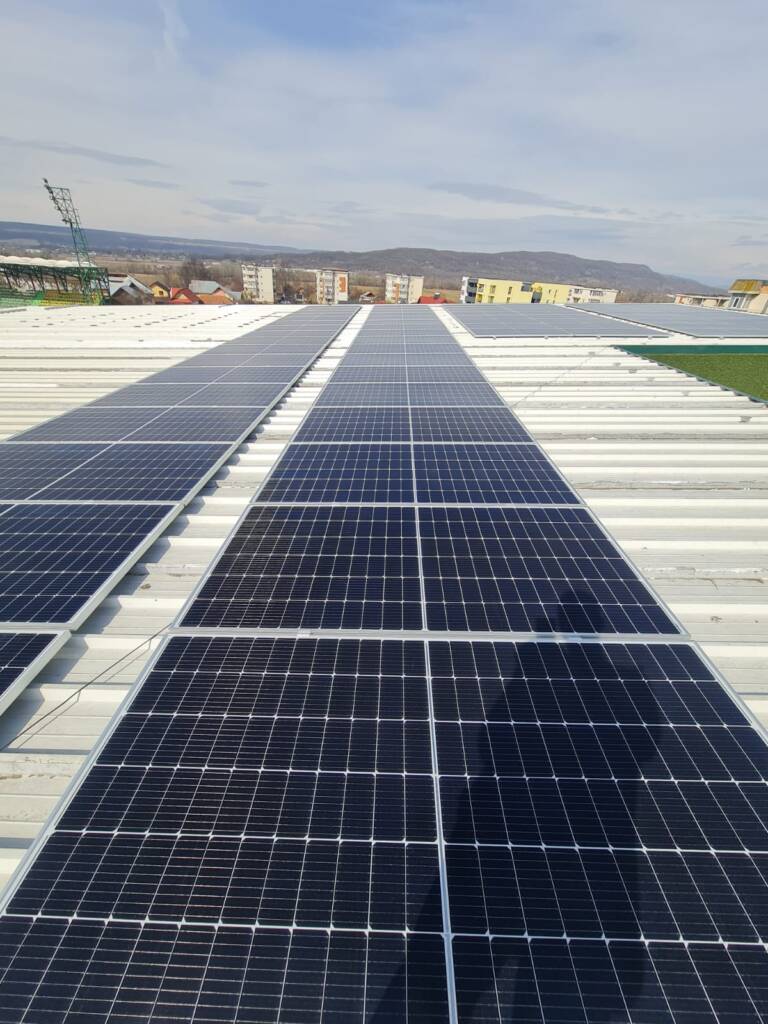 SkyFit Mioveni Panouri Fotovoltaice